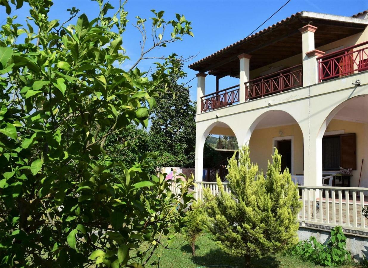Areti'S Apartment Agios Georgios Pagon Exterior foto
